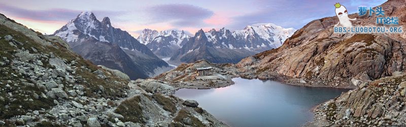 Mont Blanc Massif，格雷晏阿尔卑斯山脉.jpg